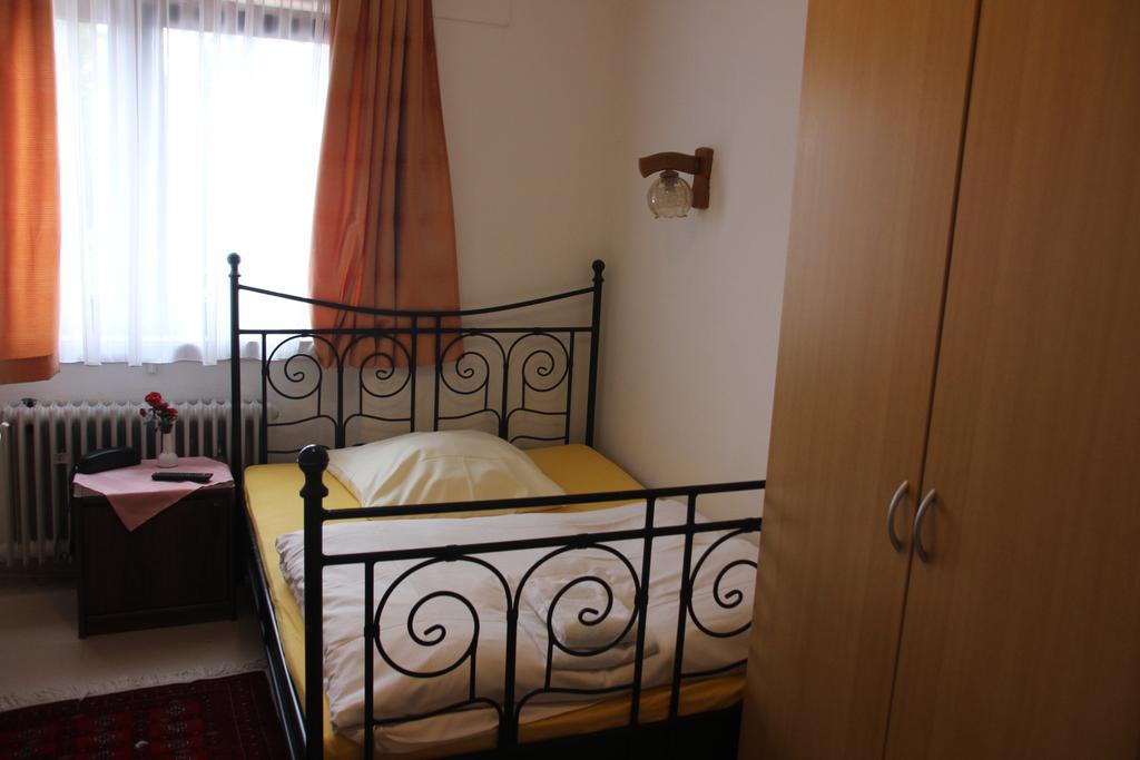 Airport-Hotel Zum Taubengrund Kelsterbach Dış mekan fotoğraf