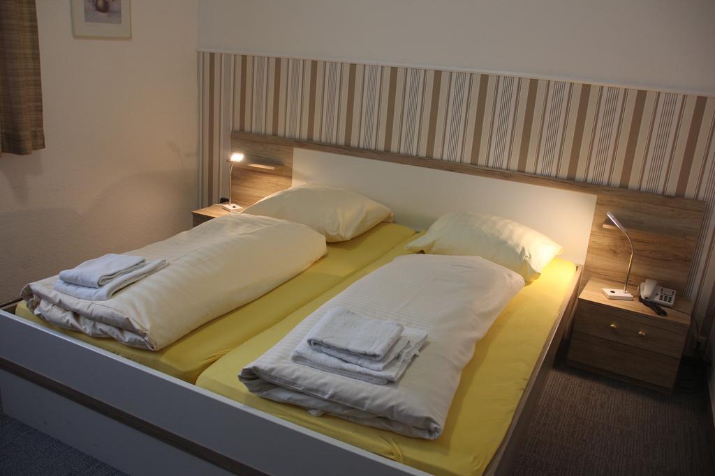 Airport-Hotel Zum Taubengrund Kelsterbach Dış mekan fotoğraf